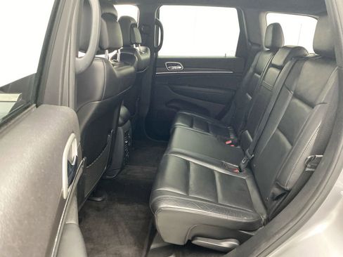 Used 2018 Jeep Grand Cherokee Limited AWD/4WD image 24
