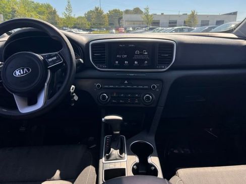 Used 2020 Kia Sportage LX FWD image 15