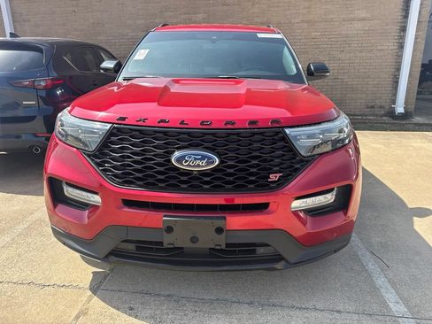 Used 2022 Ford Explorer ST w/ Equipment Group 401A RWD image 2