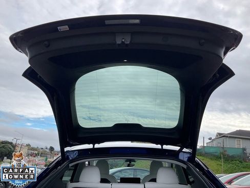 Used 2021 Tesla Model Y Long Range image 9