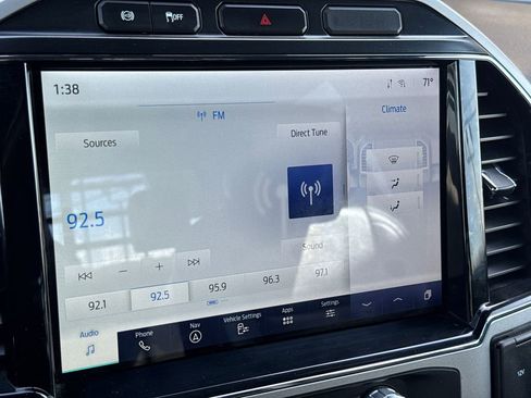 Used 2022 Ford F550 4x4 Crew Cab Super Duty image 24