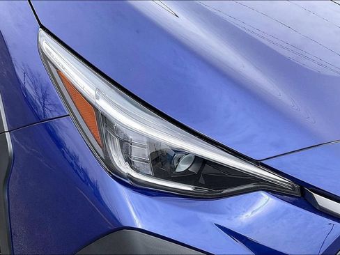 Certified 2025 Subaru Crosstrek 2.5i Limited w/ Crosstrek Mirror Package image 32
