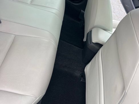Used 2019 Honda Insight Touring image 17