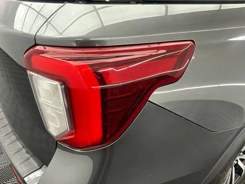Used 2020 Ford Explorer ST w/ Premium Technology Package AWD/4WD image 31