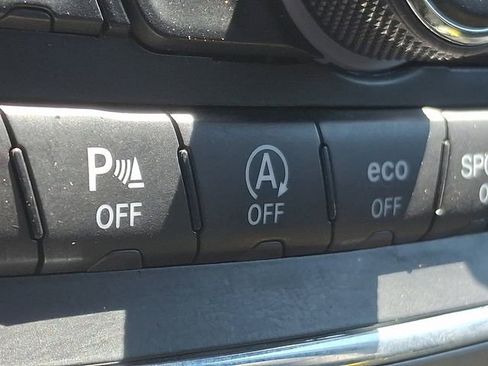 Used 2017 Jeep Grand Cherokee Altitude AWD/4WD image 24