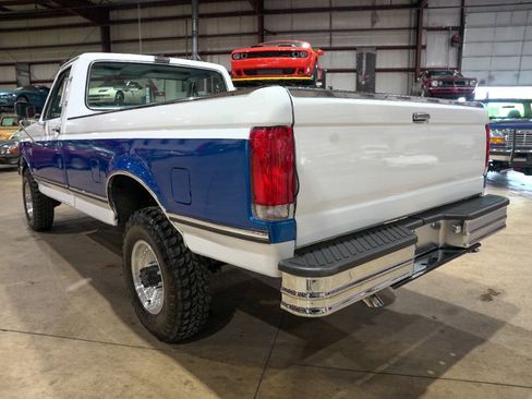 Used 1989 Ford F250 4x4 Regular Cab image 6