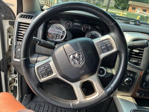 Used 2017 RAM 3500 Laramie w/ Snow Chief Group AWD/4WD image 15