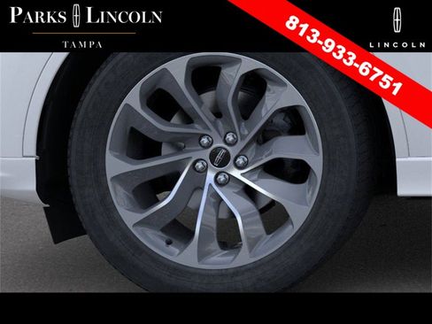 New 2026 Lincoln Aviator 2WD w/ Jet Appearance Package image 41