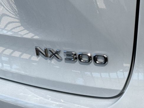 Used 2020 Lexus NX 300 F Sport w/ F Sport Premium Package FWD image 9
