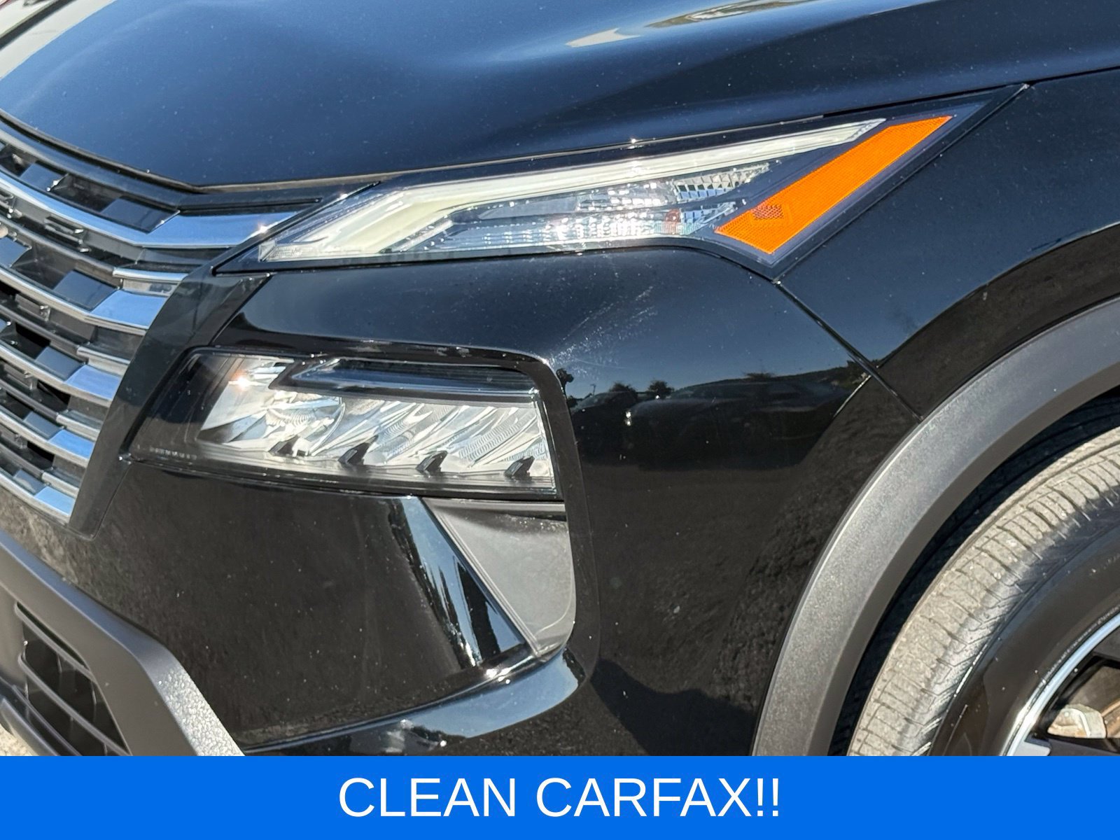 Used 2025 Nissan Rogue SV AWD/4WD image 14