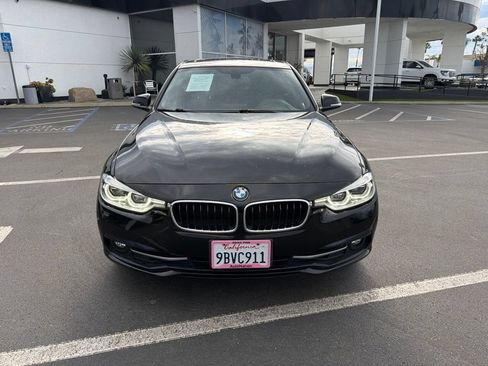 Used 2018 BMW 330i xDrive Sedan AWD/4WD image 2