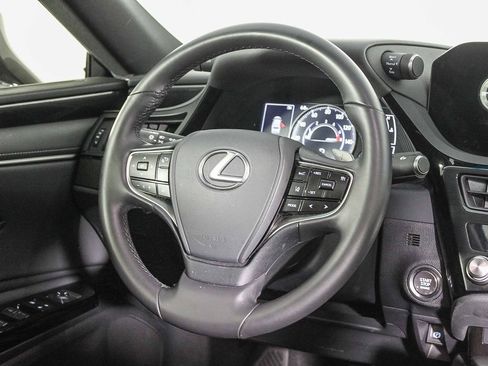 Used 2025 Lexus ES 350 image 16