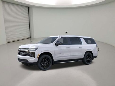 New 2025 Chevrolet Suburban Premier image 2