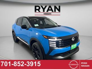 New 2025 Nissan Kicks SR w/ SR Premium Package 360° Tour