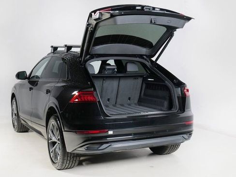 Certified 2023 Audi Q8 Premium w/ Black Optic Package image 6