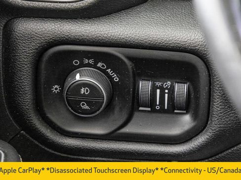 Used 2022 RAM 1500 Laramie AWD/4WD image 39