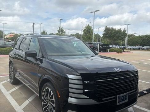 Used 2026 Hyundai Palisade Calligraphy AWD/4WD image 4