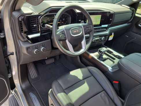 Used 2026 GMC Sierra 1500 SLT w/ SLT Premium Package AWD/4WD image 18