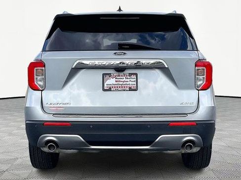 Certified 2023 Ford Explorer Limited AWD/4WD image 4