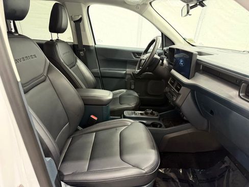 New 2025 Ford Maverick Lariat w/ Black Appearance Package image 22