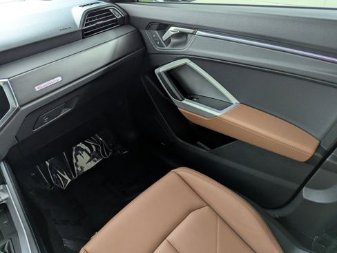 Certified 2024 Audi Q3 2.0T Premium Plus image 11