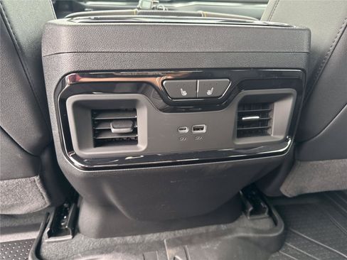 New 2026 Chevrolet Silverado 2500 ZR2 AWD/4WD image 35