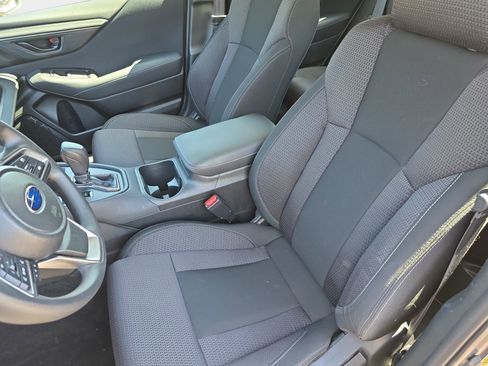 Used 2023 Subaru Outback AWD/4WD image 14