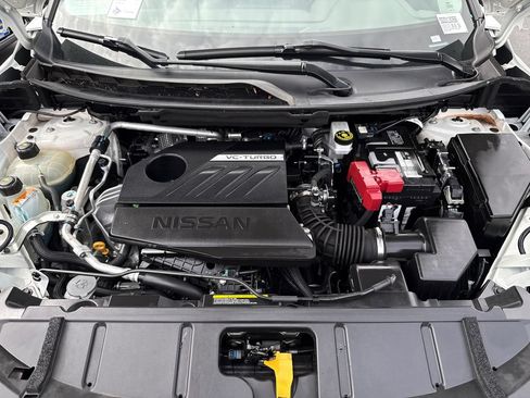Used 2023 Nissan Rogue SV FWD image 6