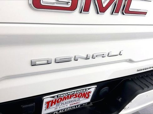 Used 2021 GMC Sierra 2500 Denali w/ Denali Ultimate Package AWD/4WD image 7