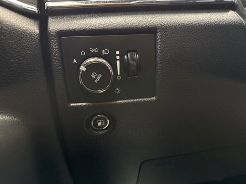 Used 2019 Jeep Grand Cherokee Trailhawk w/ Trailhawk Luxury Group image 34