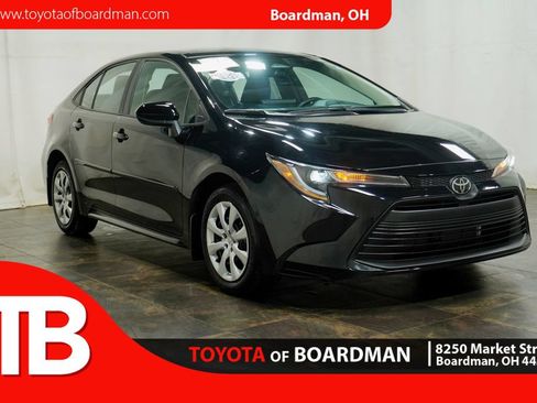 Used 2024 Toyota Corolla LE FWD image 1