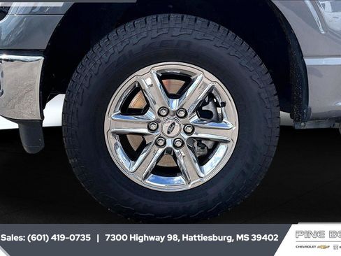 Used 2025 Ford F150 XLT w/ Equipment Group 301A Standard AWD/4WD image 7
