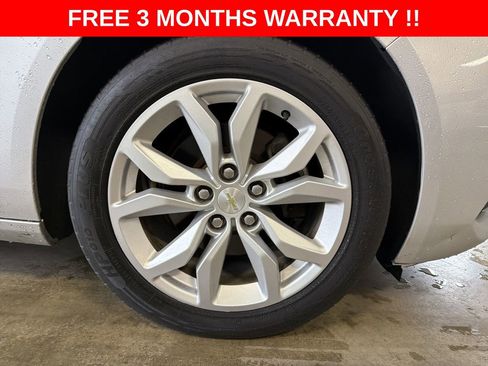 Used 2018 Chevrolet Impala LT image 10