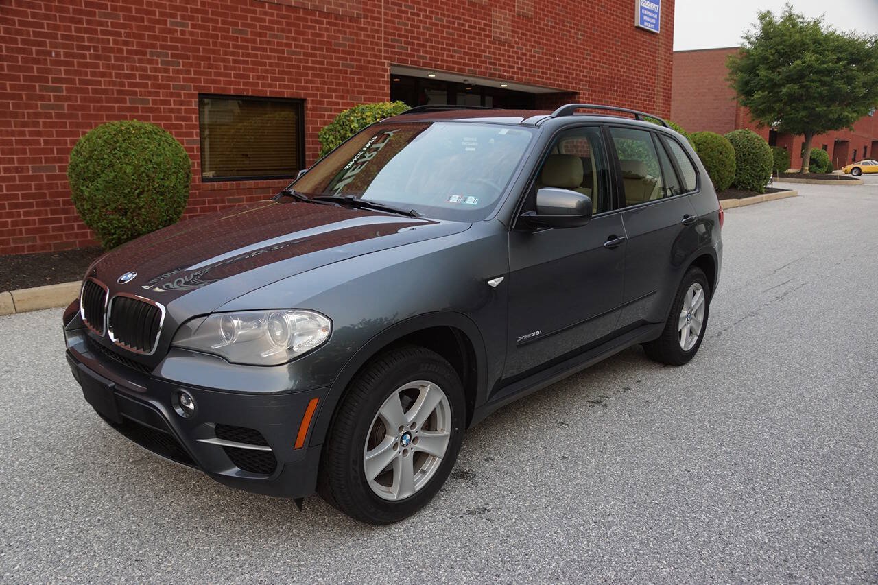 Used 2013 BMW X5 xDrive35i AWD/4WD image 1