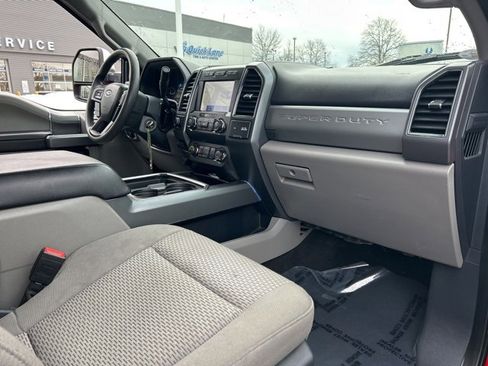 Used 2022 Ford F350 XLT w/ XLT Premium Package image 12