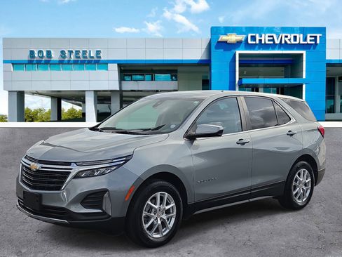 Used 2024 Chevrolet Equinox LT FWD image 2