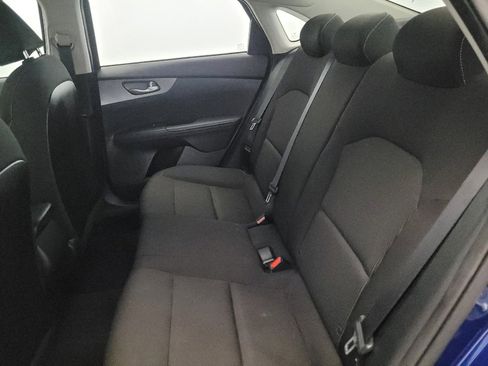 Used 2021 Kia Forte LXS FWD image 18