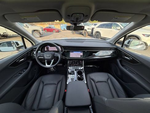 Used 2023 Audi Q7 2.0T Premium Plus w/ Premium Plus Package AWD/4WD image 23