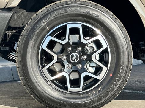 New 2025 Ford Bronco Outer Banks image 25