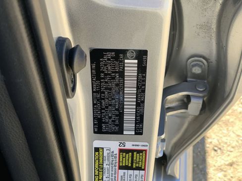 Used 2021 Toyota Camry SE w/ Convenience Package image 32