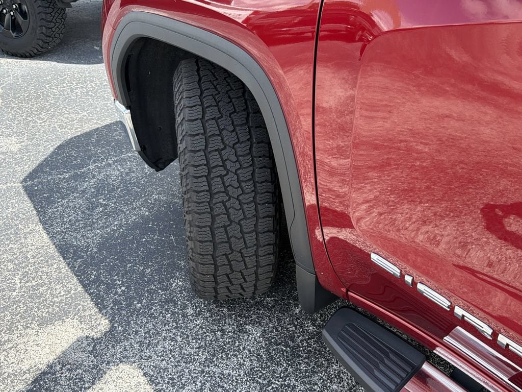 Used 2021 GMC Sierra 1500 SLT AWD/4WD image 34