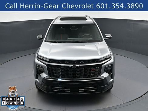 Used 2024 Chevrolet Traverse RS image 37