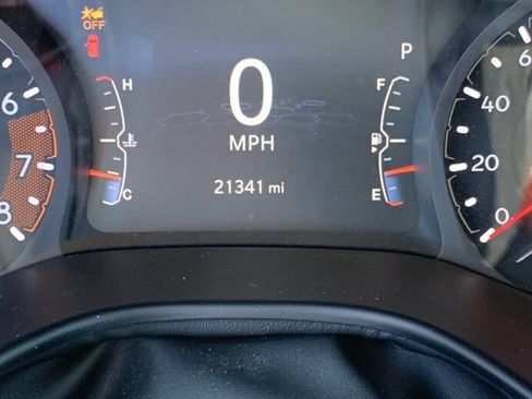 Used 2024 Jeep Compass Limited AWD/4WD image 7
