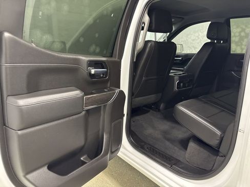 Used 2020 Chevrolet Silverado 1500 LTZ image 28