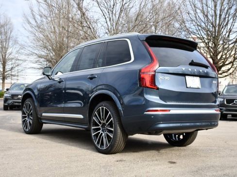 New 2026 Volvo XC90 B6 Plus w/ Protection Package Premier image 5