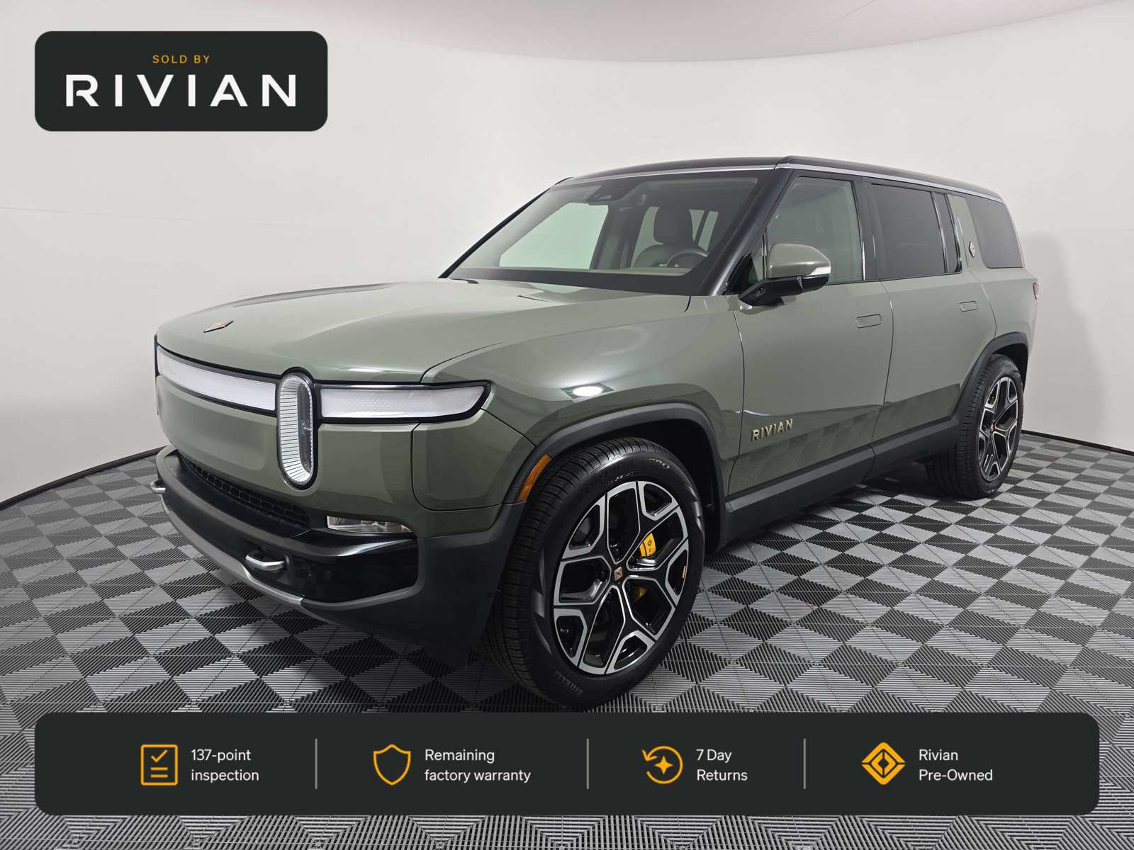 Used 2023 Rivian R1S Launch Edition Quad AWD/4WD image 1