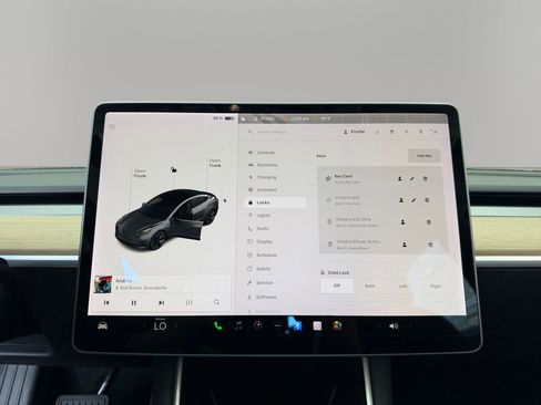 Used 2019 Tesla Model 3 Standard Range Plus image 21