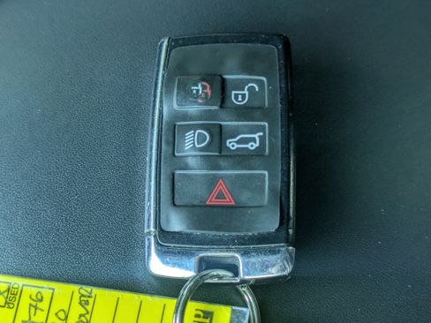 Used 2020 Land Rover Range Rover HSE AWD/4WD image 28