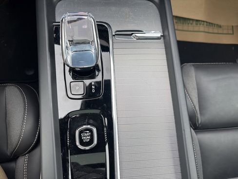 Certified 2024 Volvo XC60 T8 Polestar image 32