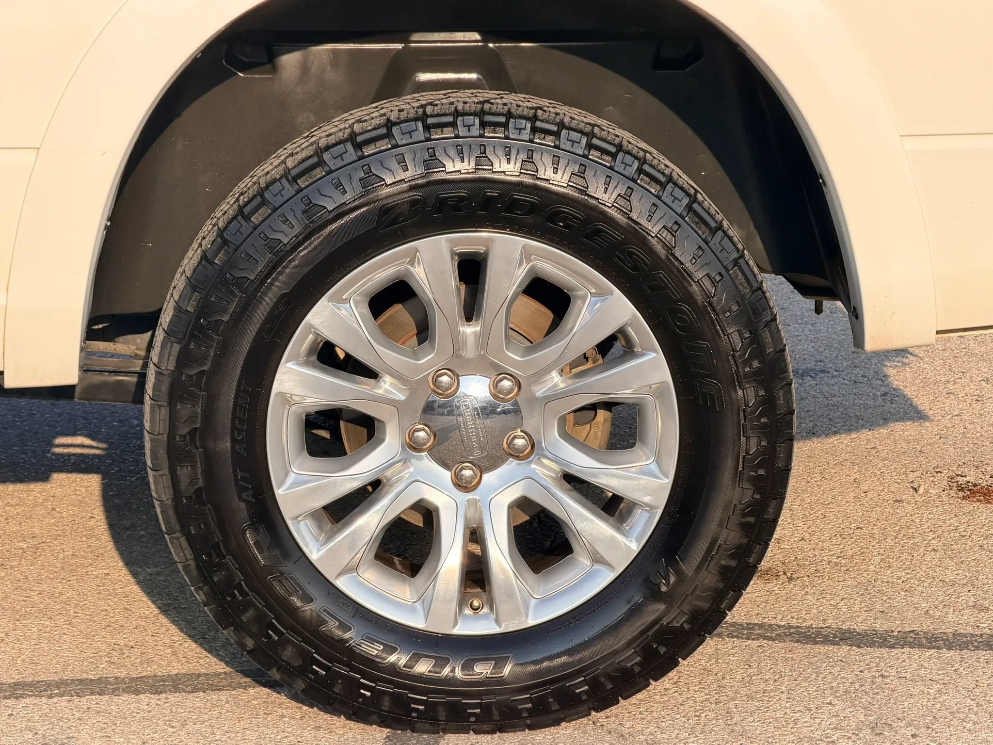 Used 2017 RAM 1500 Laramie Longhorn AWD/4WD image 2